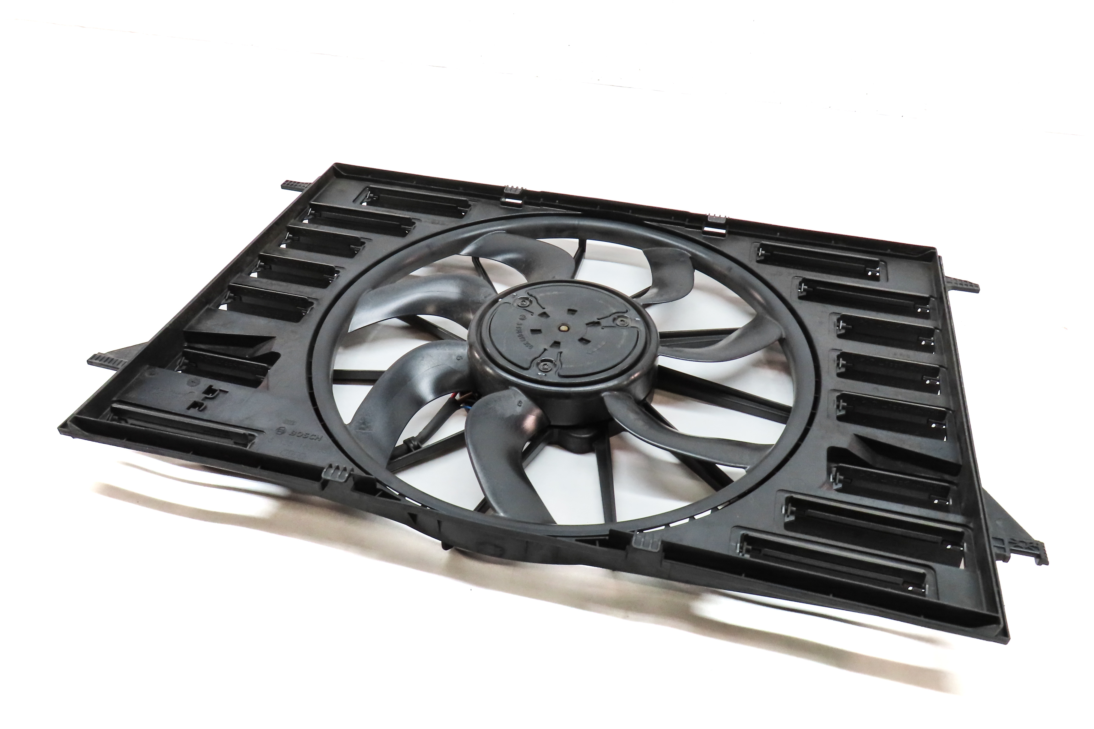 2017-2019 AUDI A4 S4 A5 S5 A6 A7 (C8 4K B9 8W 8W6) RADIATOR COOLING FAN ASSEMBLY — exact item pictured